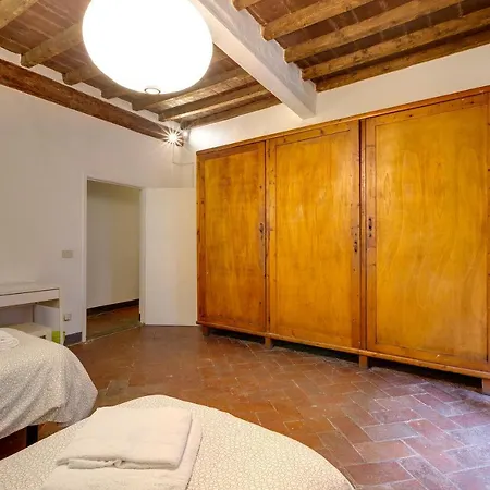 Campidoglio 4 Apartment *